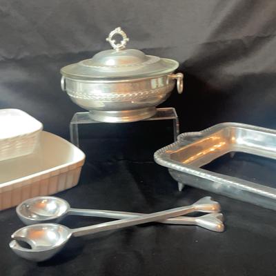 Pyrex Holder and Mudpie
