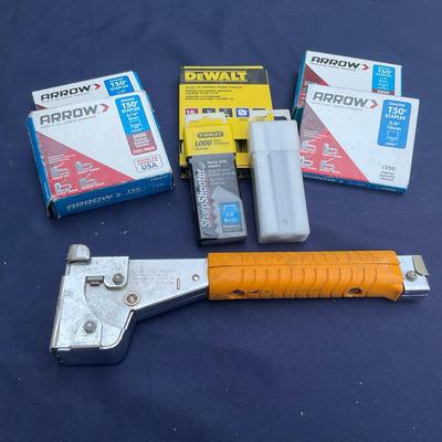 Manual Staple Gun With Staples