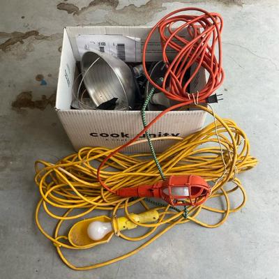 Mystery Lighting And Cord Lot