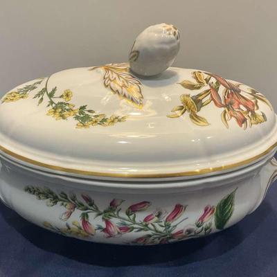 Spode Lidded Casserole 