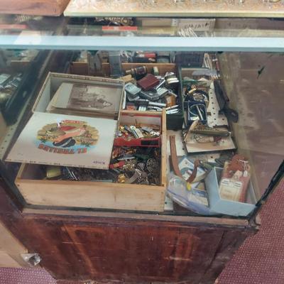 Sale Photo Thumbnail #126