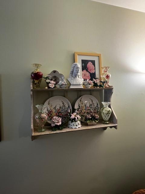 Sale Photo Thumbnail #33