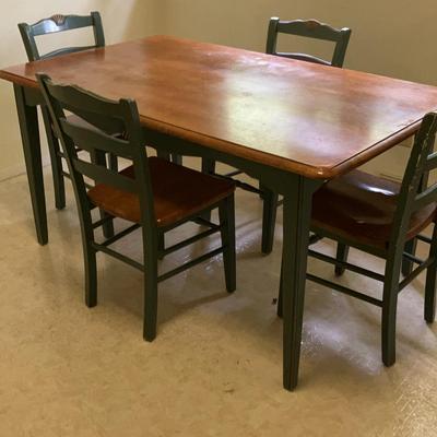 Kitchen Table/4 Chairs