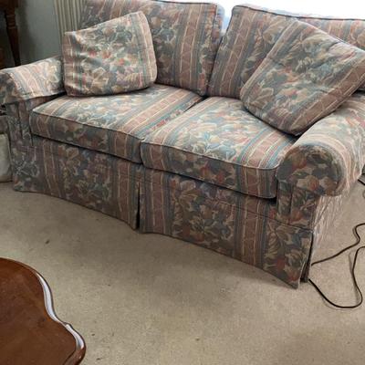 Vintage (80s? 90s?) Love Seat