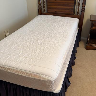 Broyhill Premier Twin Bed