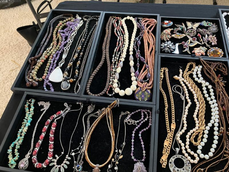 Sale Photo Thumbnail #20