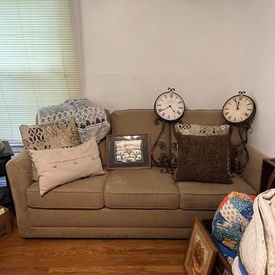 Sale Photo Thumbnail #40