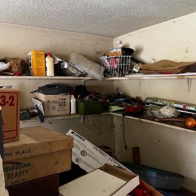 Estate sale photo