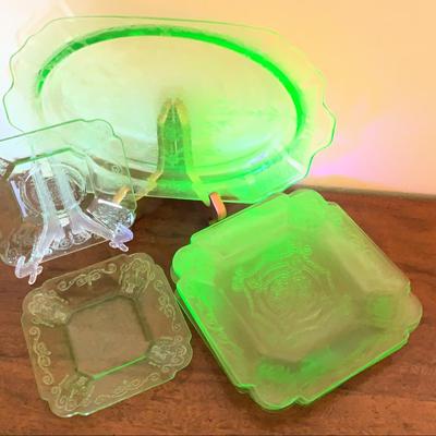 Uranium glass plates