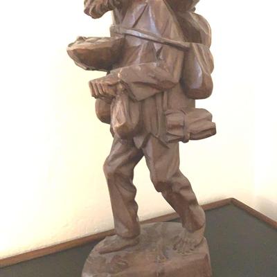 Wood Carving Statue 