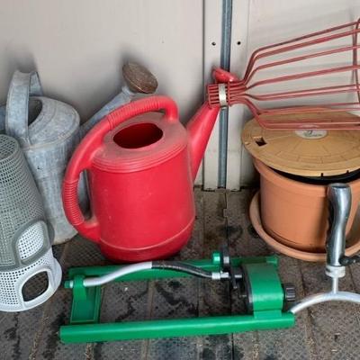 Gardening Supplies 
