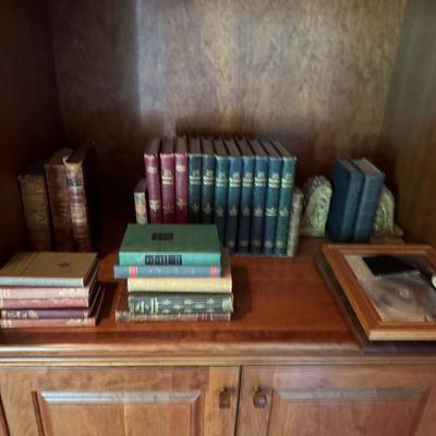 Sale Photo Thumbnail #136