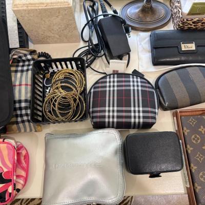 Sale Photo Thumbnail #674