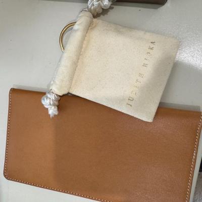 Sale Photo Thumbnail #672
