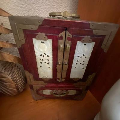 Sale Photo Thumbnail #151