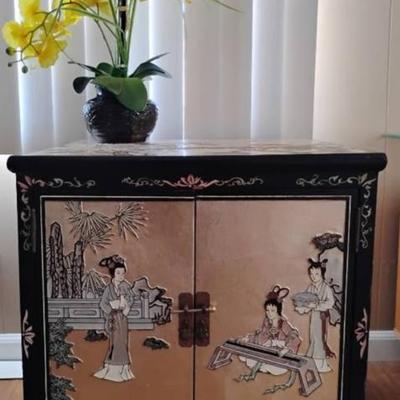 Wr132 asian style cabinet 3