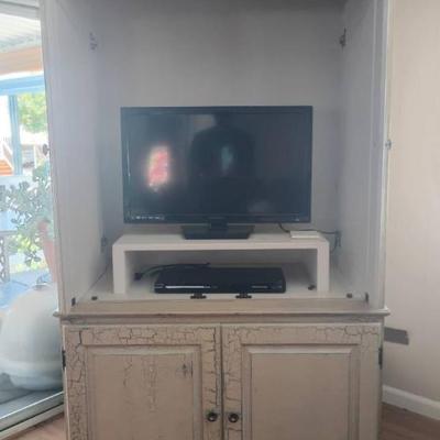Wr106 magnavox tv entertainment center