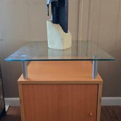 Wr130 couple sculpture with table