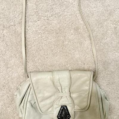 Sale Photo Thumbnail #144