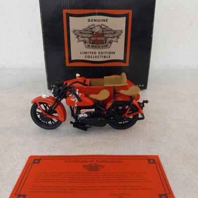 1:12 Metal Harley-Davidson 1933 Motorcycle with Sidecar Bank #99199-93V - In Original Box with COA