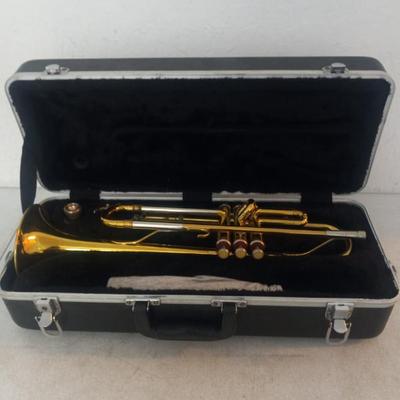 Yamaha Beginner B-Flat Trumpet Model #YTR220 - In Case