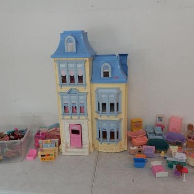 Fisher-Price Loving Family Sweet Sounds Victorian Mansion Dollhouse with Tons of Other Pieces