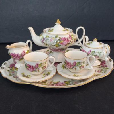 Vintage Appleton Museum Miniature Tea-for-Two 8-Piece Set in Case