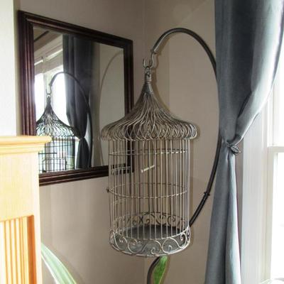 Sale Photo Thumbnail #26: Large metal bird cage