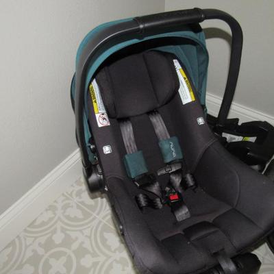 Nuna car seat with additional base.  Manufactured in sept 2022