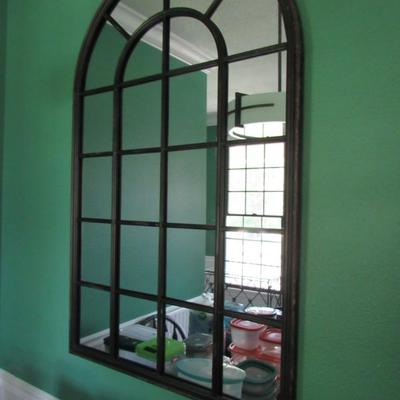Metal frame and grid mirror