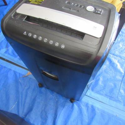 Large paper shredder