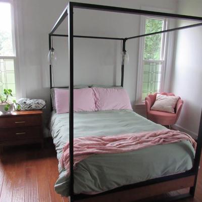 Sale Photo Thumbnail #6: Full size platform canopy bed