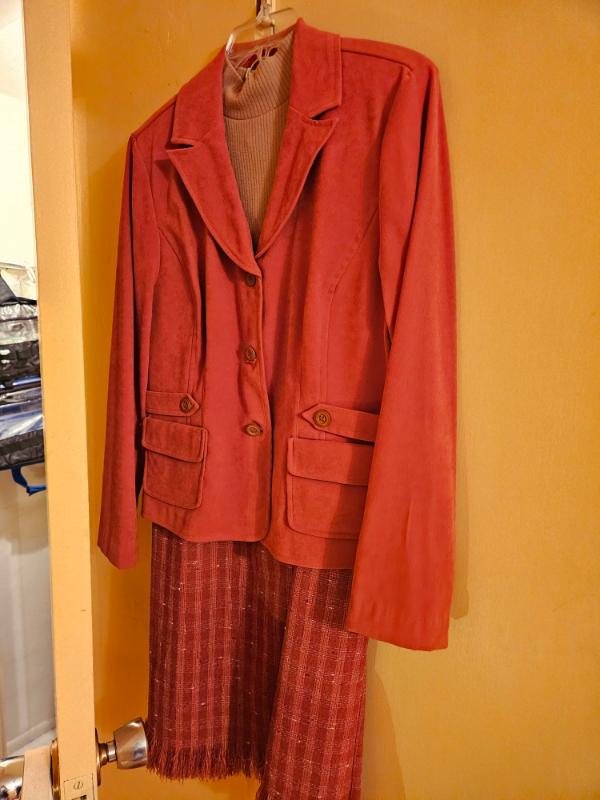 Sale Photo Thumbnail #425