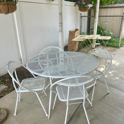 Sale Photo Thumbnail #47: Salterini patio furniture