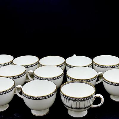 (12) Wedgwood Ulander Black teacups & (1) Colonnade Teacup