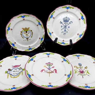 (5)  "Assiette Saint Amand A Ça Ira" Saint Amand Plates