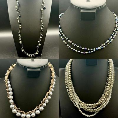 (4) Wonderful Necklaces