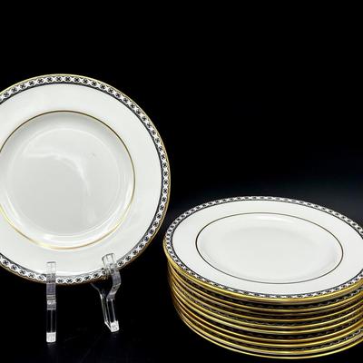 (12) Wedgwood Ulander Black Plates