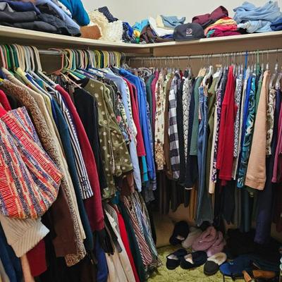 Sale Photo Thumbnail #76