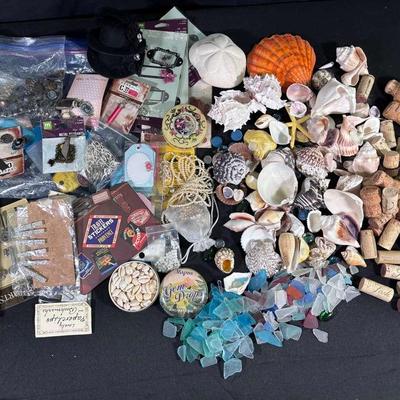 Fun Crafters Materials Lot incl. Shells, Sea Glass, Corks and Other Materials Made for Crafting