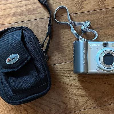 Canon Powershot A70 Digital Camera + Case