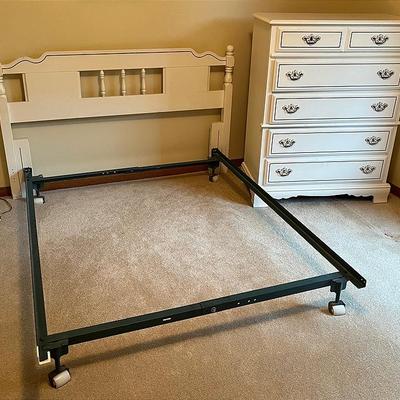 Vintage Cream Bedroom Set