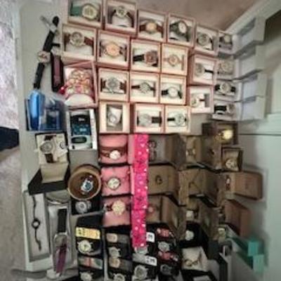 Sale Photo Thumbnail #15