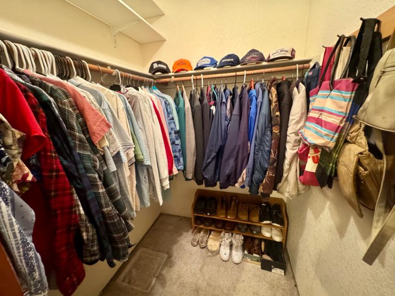 Sale Photo Thumbnail #53