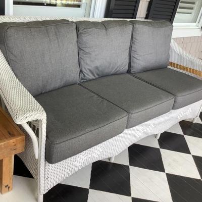 Sale Photo Thumbnail #191: $895 Lloyd Flanders fine patio furniture 