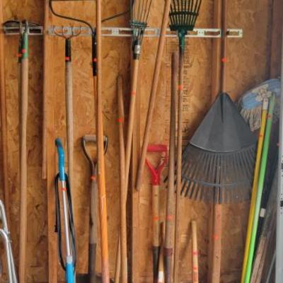Sale Photo Thumbnail #245: Lawn & Garden