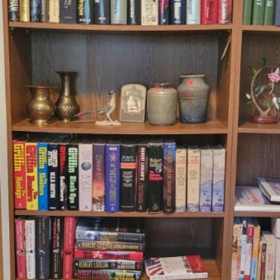 Sale Photo Thumbnail #129: Books