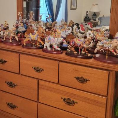 Sale Photo Thumbnail #140: Lenox Carousel Horses & Animals