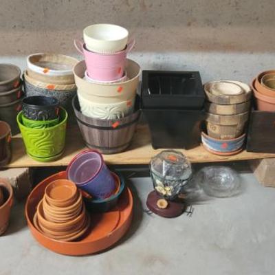 Sale Photo Thumbnail #203: Pots