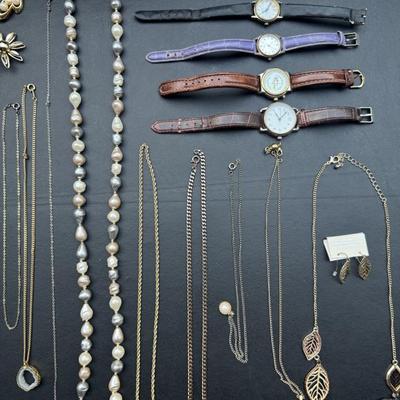Sale Photo Thumbnail #256